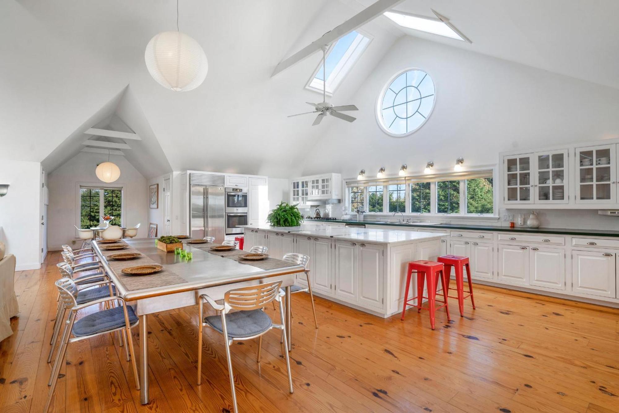 マッティタック Large Modern North Fork Barn:Vineyards In Backyard, Harbes Farmsヴィラ エクステリア 写真